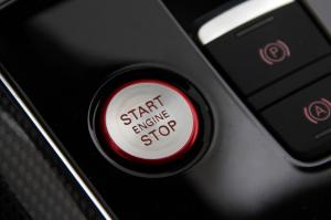 Audi S8 2012 года  (WW)